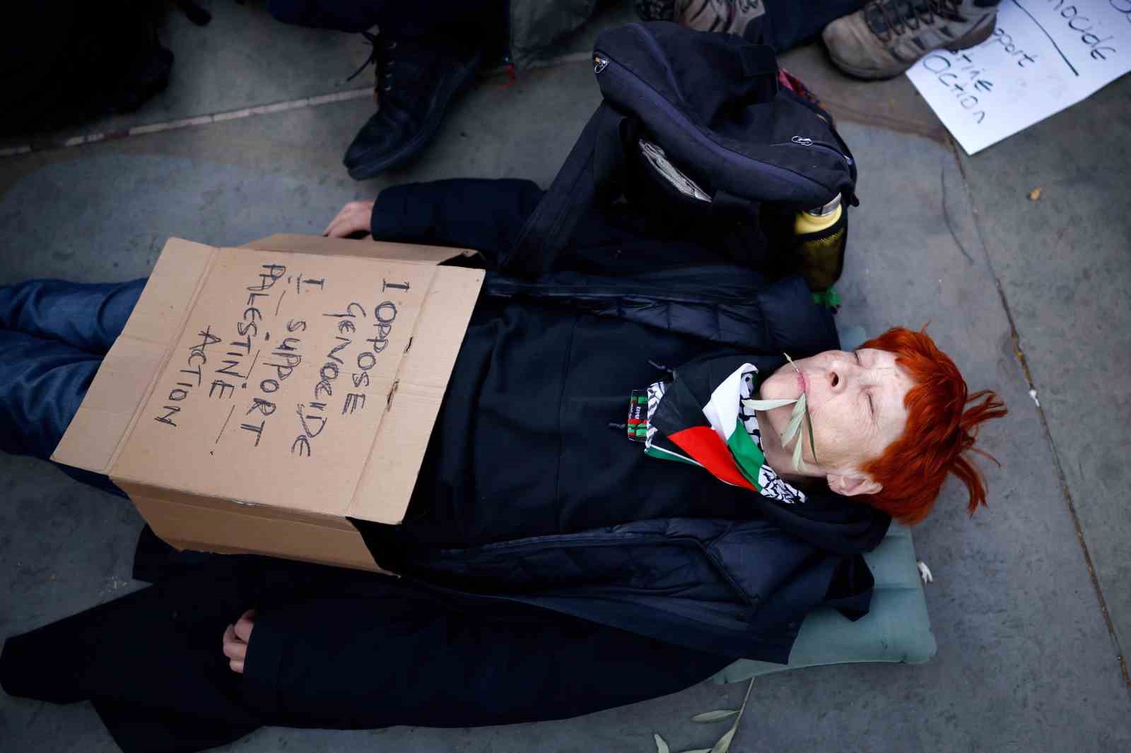 londradaki filistine destek protestosunda gozalti sayisi 523e yukseldi 2 i1UTZlaR