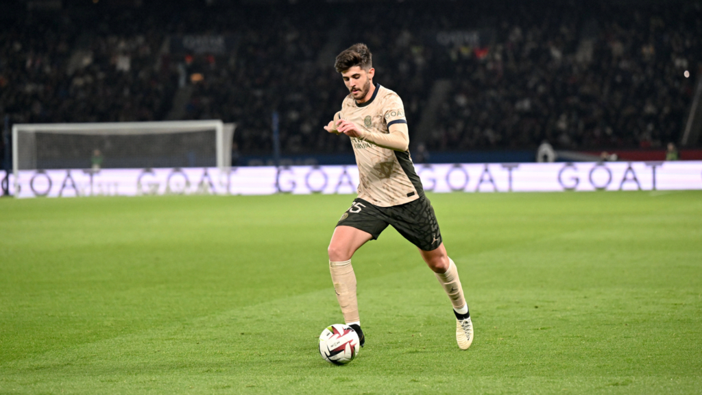lucas beraldo psg v brest ligue1 2024