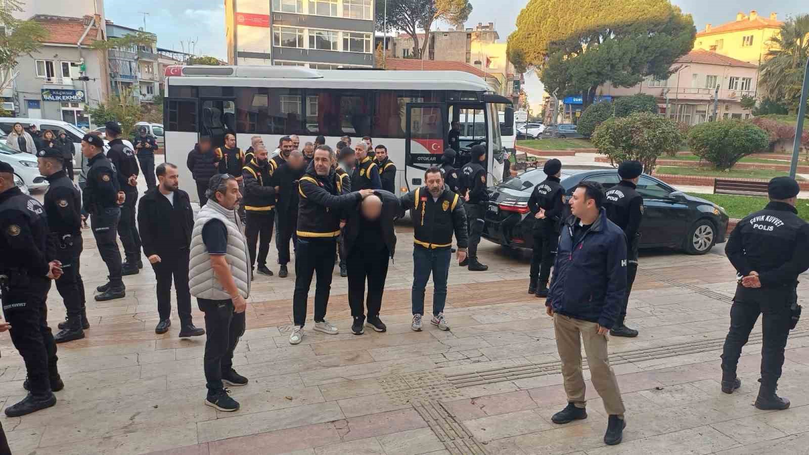 luks araclar icin on odeme vaadiyle vatandaslari dolandirdilar 2 DuplOW8C