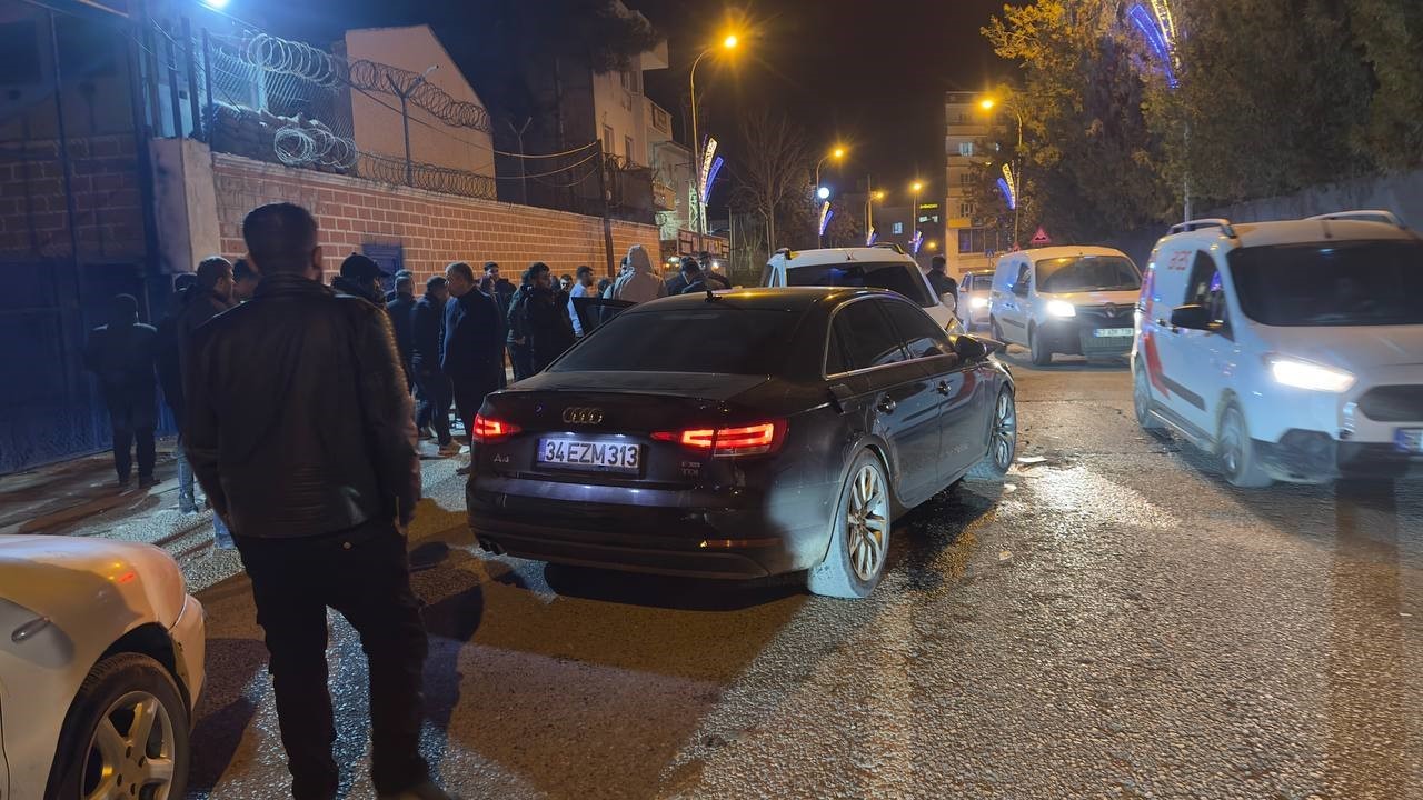 luks aractaki hasari gorenler gozlerine inanamadi 2