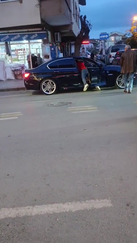luks otomobilin icinde dehseti yasadi kacarken kaza yapti 3 YPh8MqJM