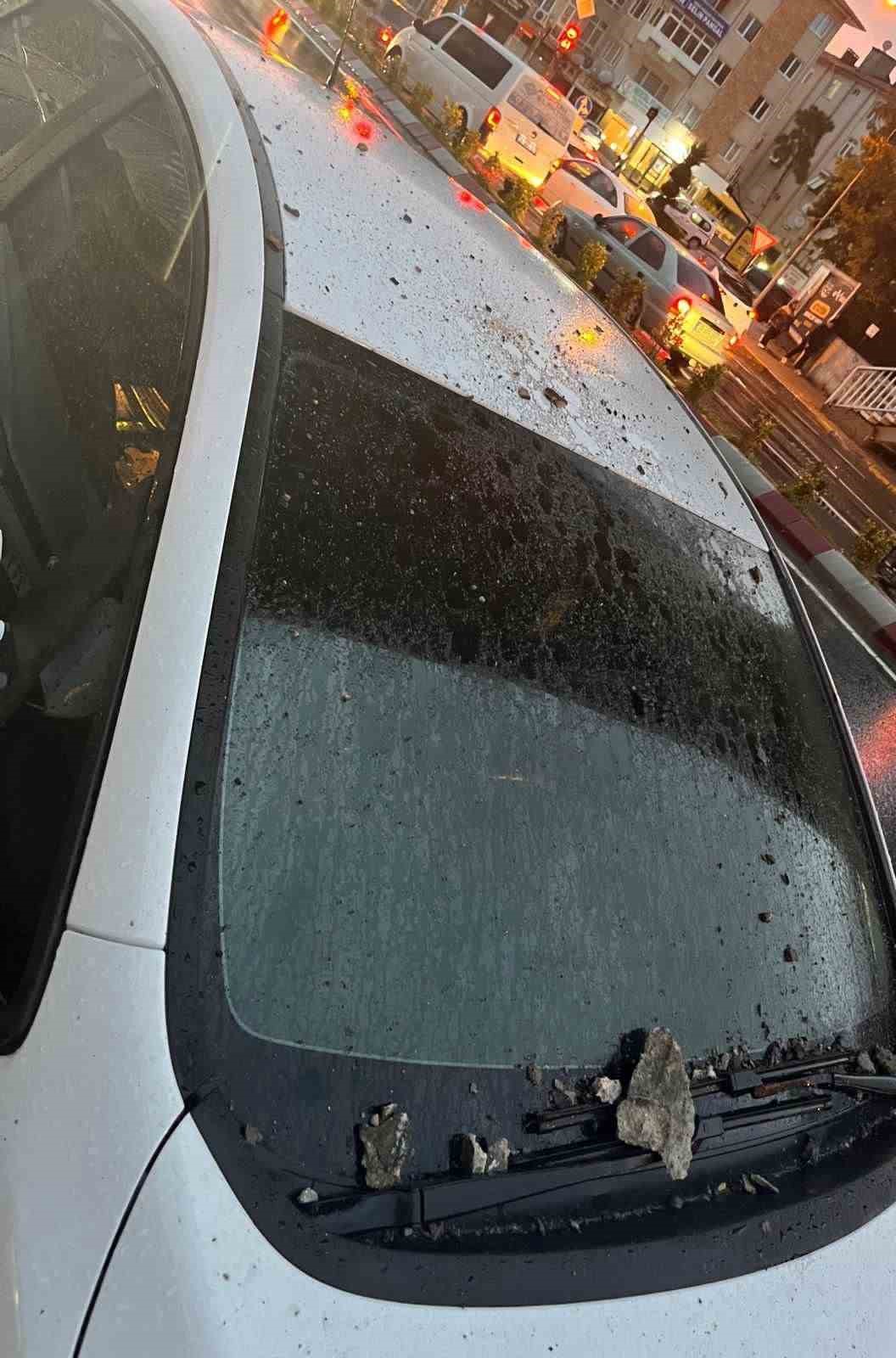 luleburgazda ust gecitten beton parcalari dustu surucu faciadan dondu 2 VVtZZuEJ
