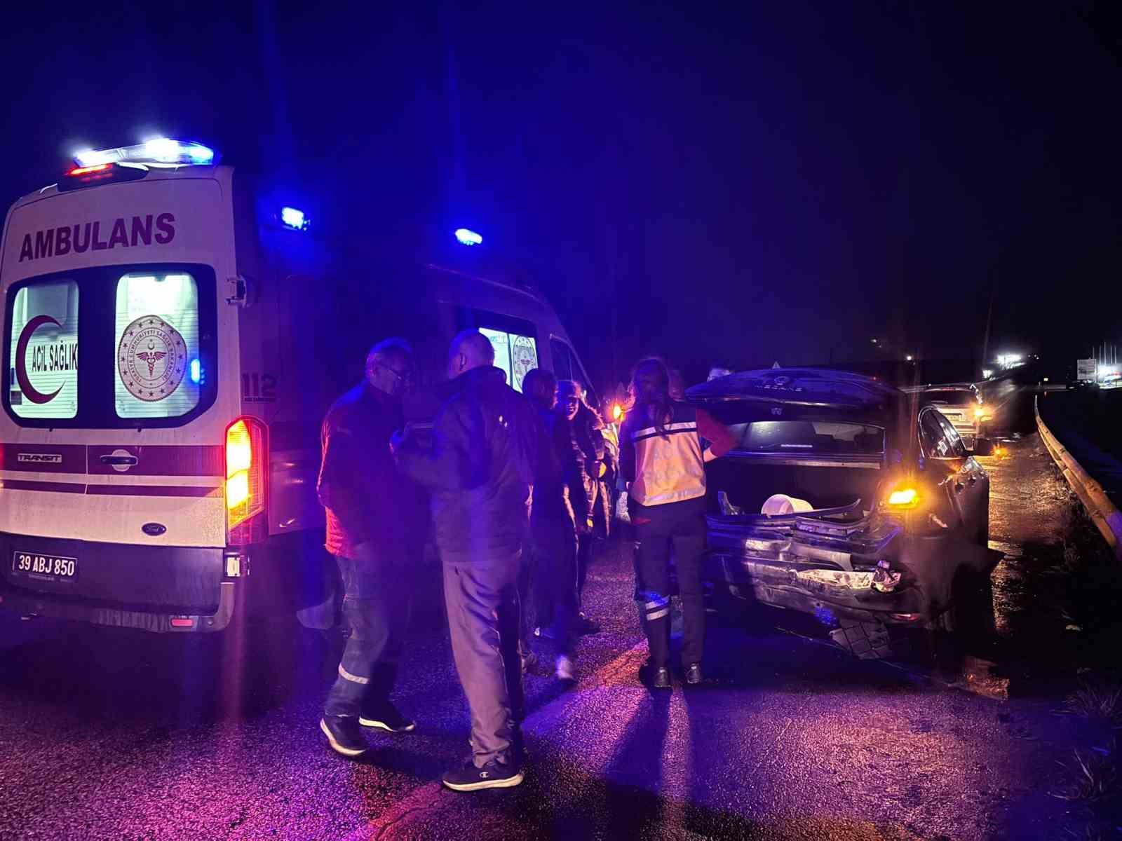 luleburgazda zincirleme kaza 2 yarali 1 otomobil yandi 2