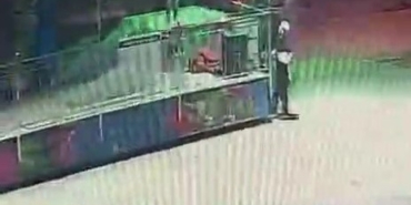 lunaparktaki-olumlu-kazanin-goruntusu-kamerada-iZm5rTBg.jpg