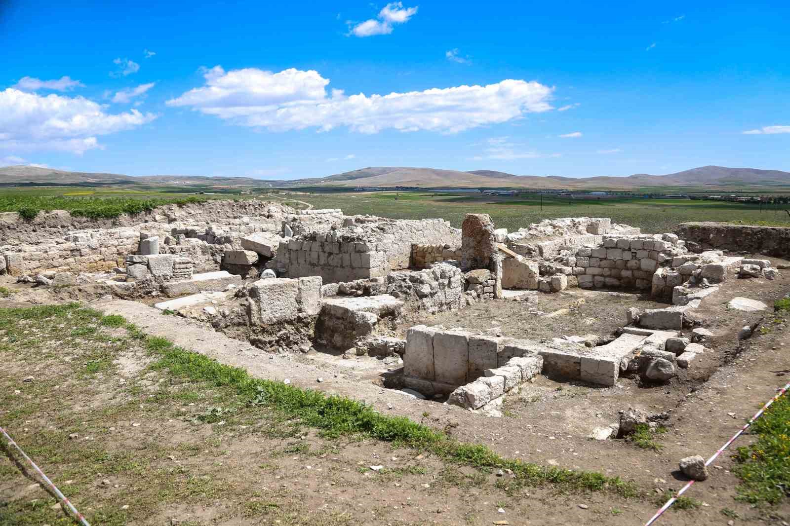 lystrada 2026 kazi sezonu basladi 3 EiDl2847