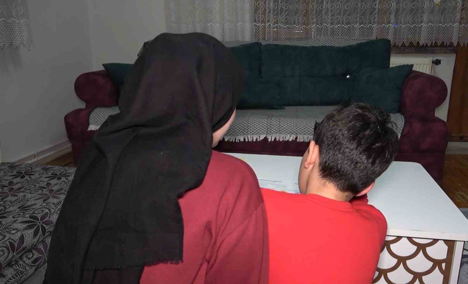 Maaşına zam istedi, işinden oldu: Taksi şoförü kadın neye uğradığını şaşırdı 5 maasina zam istedi isinden oldu taksi soforu kadin neye ugradigini sasirdi 1 glW9ysA9