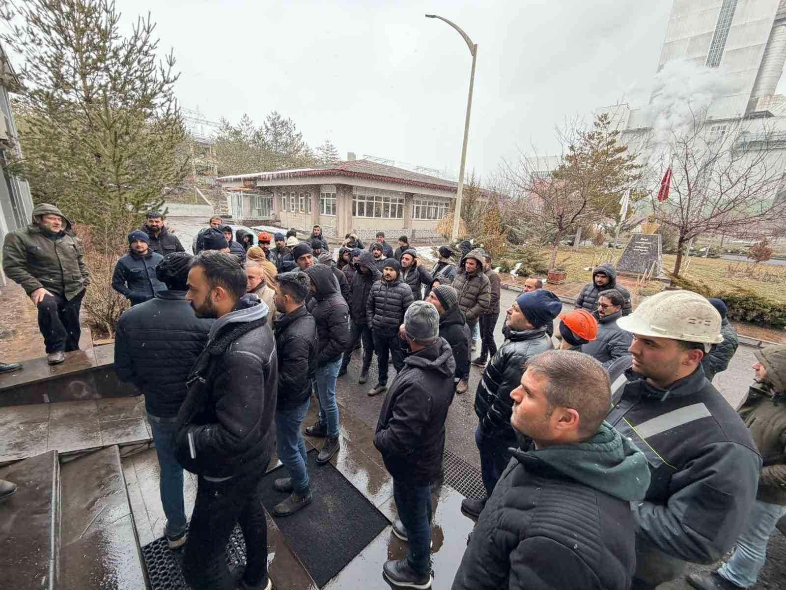 maaslari odenmeyen termik santral iscileri ramazan ayinda magdur oldu 3 EDFzt9Br