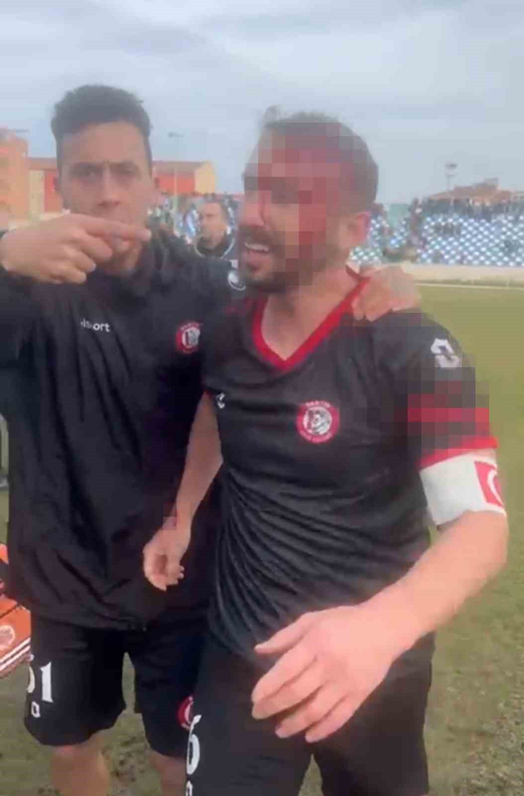 mac sonu saha karisti 3 futbolcu yaralandi 1 AhbsDKFL