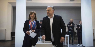 macaristanda-ilk-sonuclara-gore-secimi-muhalefet-lideri-peter-magyar-kazandi-T6TLfs8D.jpg