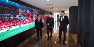 macit-yerkel-ve-bayraktar-tff-meral-celal-aras-spor-lisesinde-inceleme-yapti-5x98amrn.jpg