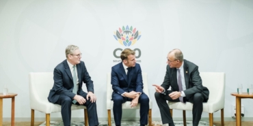 macron-merz-ve-starmer-g20de-abdnin-ukrayna-planini-gorustu-X4OeuPg6.jpg
