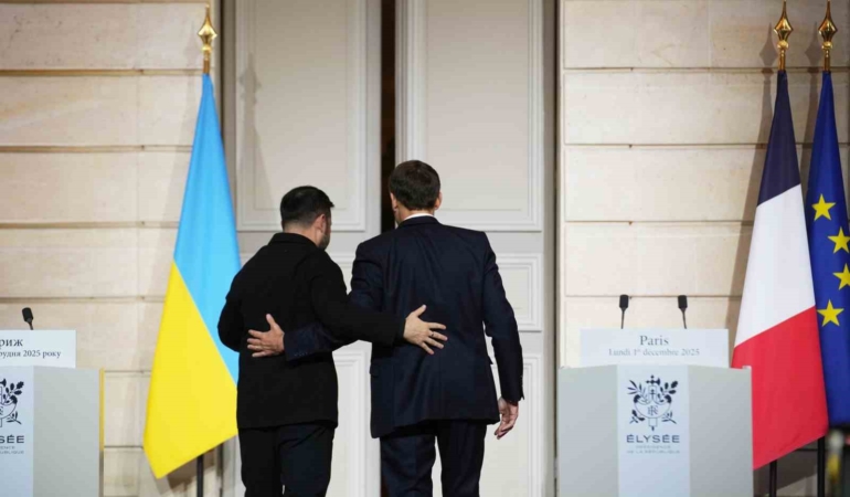 macron-toprak-meselelerini-tartisabilecek-tek-taraf-ukraynadir-QFuF5cQb.jpg