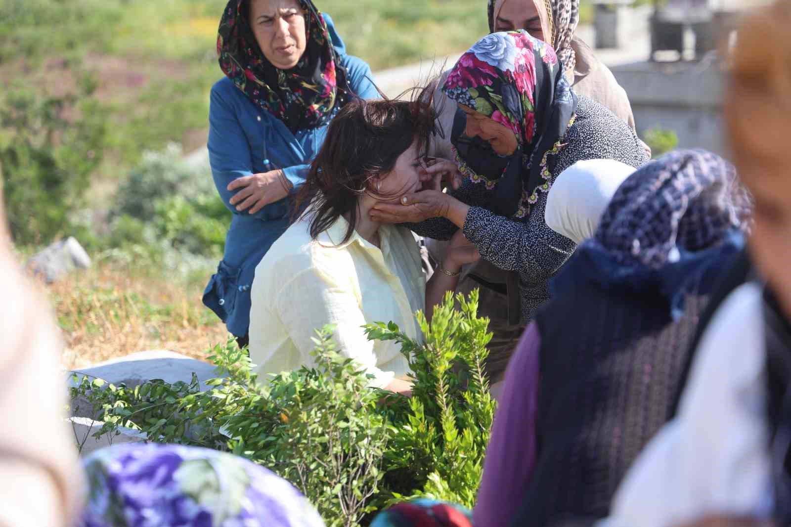 madde bagimlisi cani baba bogarak oldurdugu 3 yasindaki poyrazi parcalara ayirdi 2 eqpvkCku