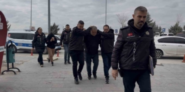 maddi-hasarli-kaza-sonrasi-2-kisiyi-oldurup-pisman-degilim-diyen-sahis-tutuklandi-aLI8zTR6.jpg