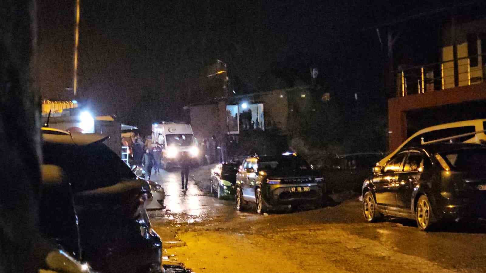 maden ocagindaki gocukte 2 iscinin cansiz bedenlerine ulasildi 4 F4sQku7F