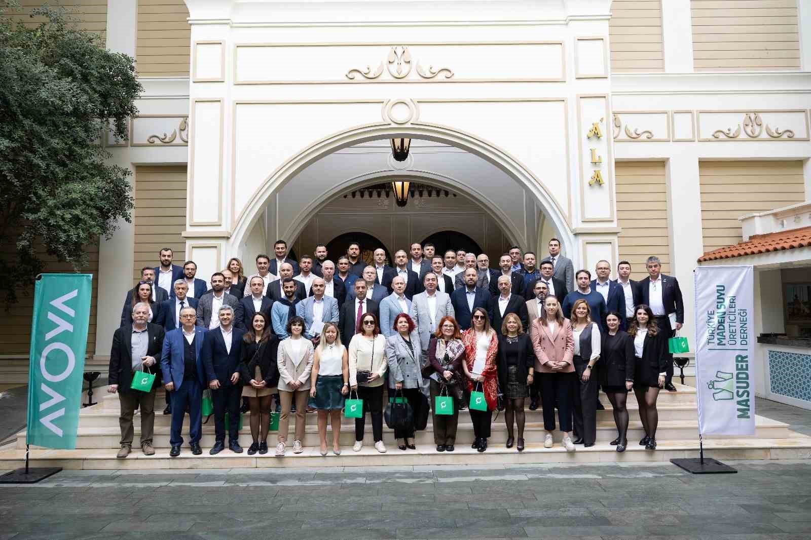 maden suyu sektoru bir araya geldi 0 XNcMVR9a