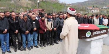madenci-agabeyiyle-ayni-sonu-paylasti-YwxRxcFL.jpg