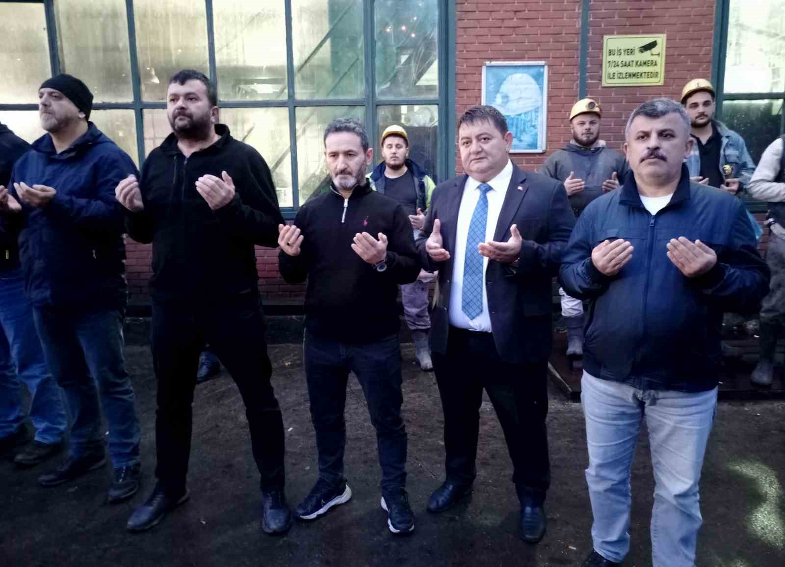 madenci yeni uretim ayagi icin sukur hayvani kesti 1 z7fLKmk8