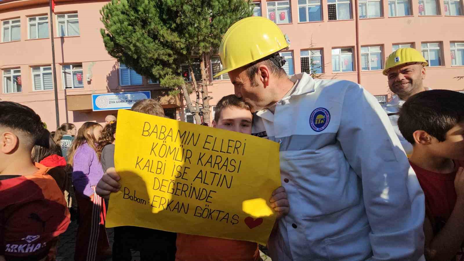 madenden cikip okula kostular 5 5R2KzQue