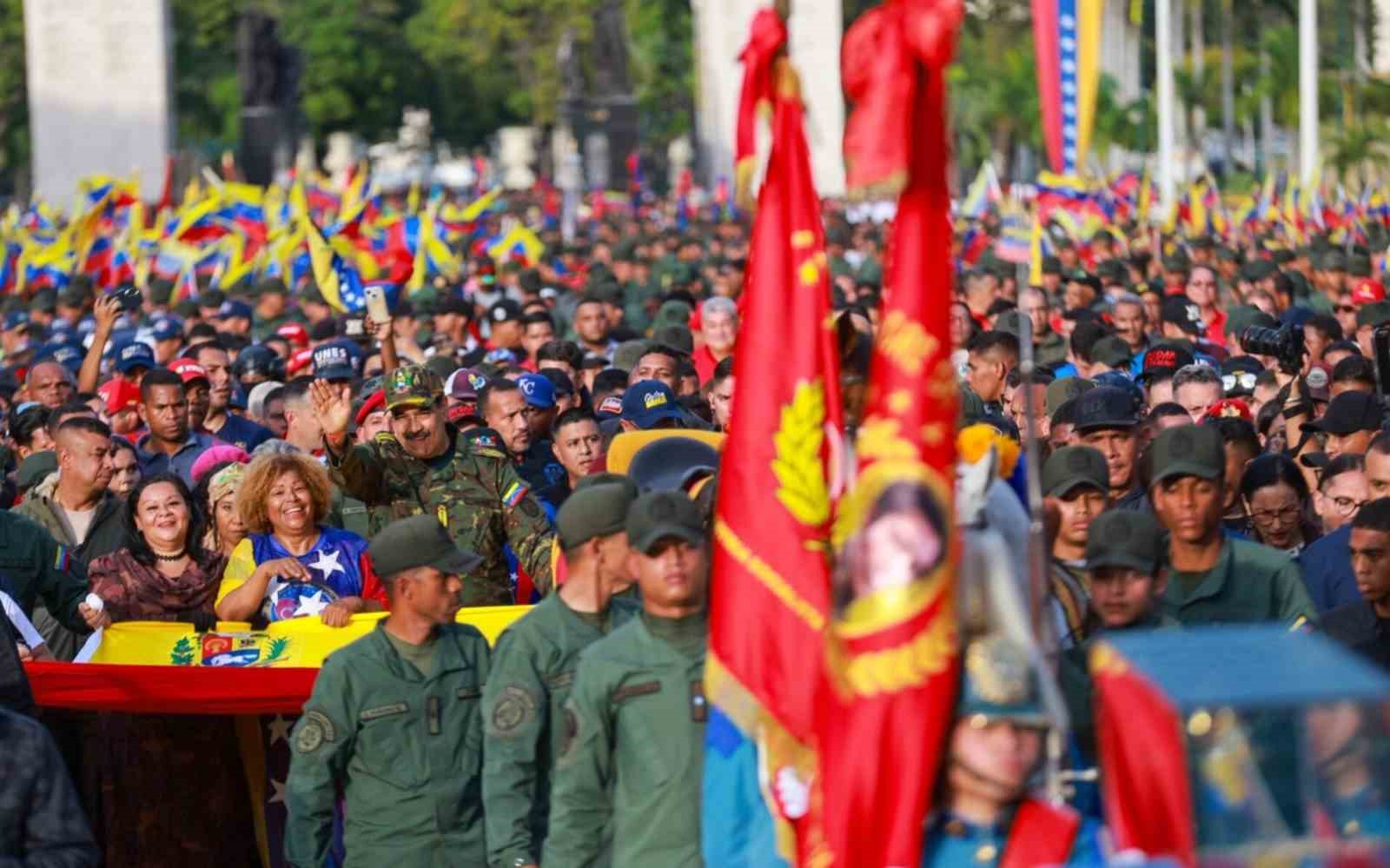 madurodan kilicli rest gerekirse ulkemiz ugruna canimizi feda ederiz 7 UyYvBSGU