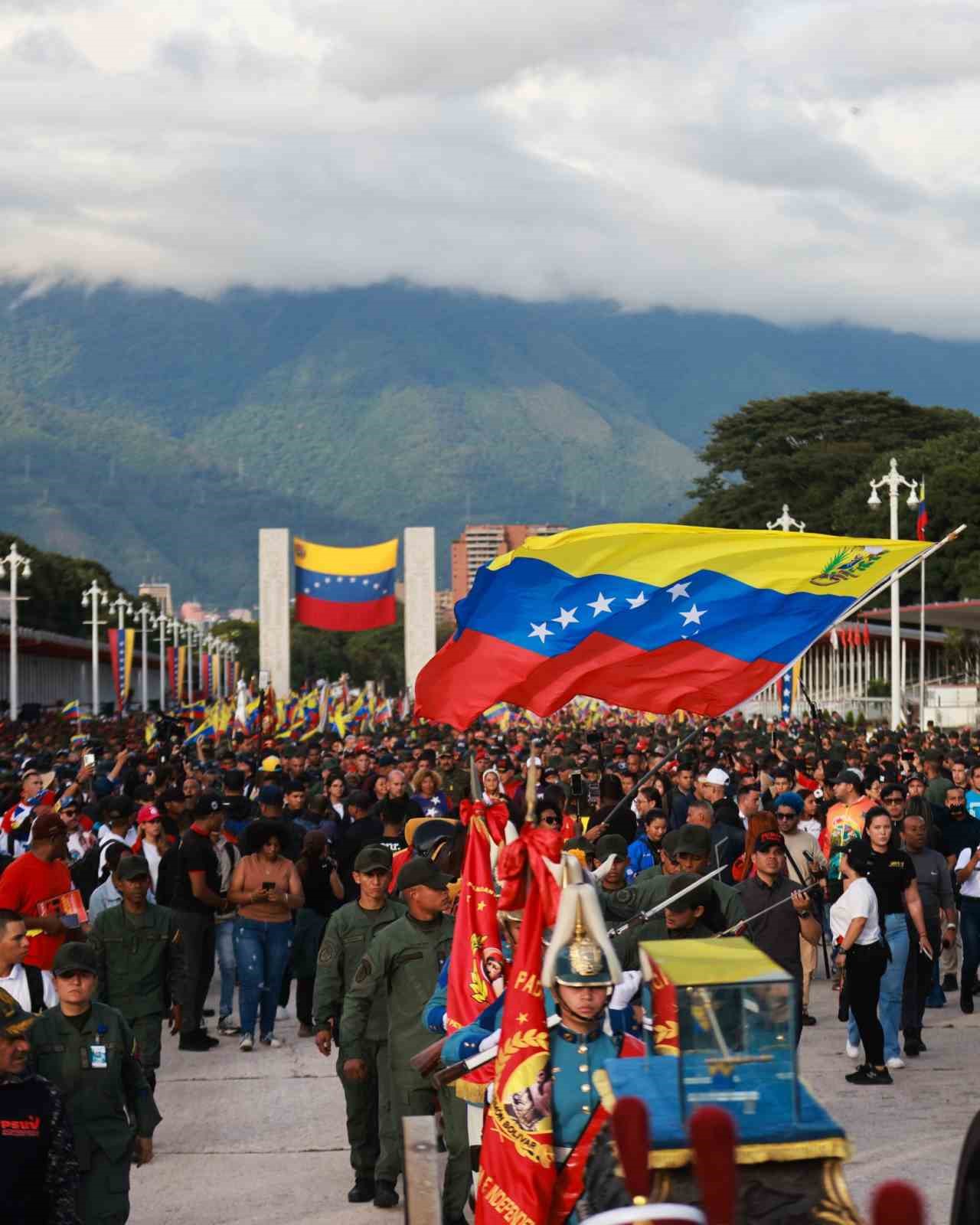 madurodan kilicli rest gerekirse ulkemiz ugruna canimizi feda ederiz 9 LzNbVSLh