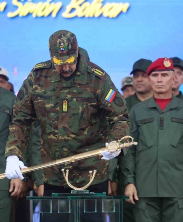 madurodan-kilicli-rest-gerekirse-ulkemiz-ugruna-canimizi-feda-ederiz-qVzNTUBq.jpg