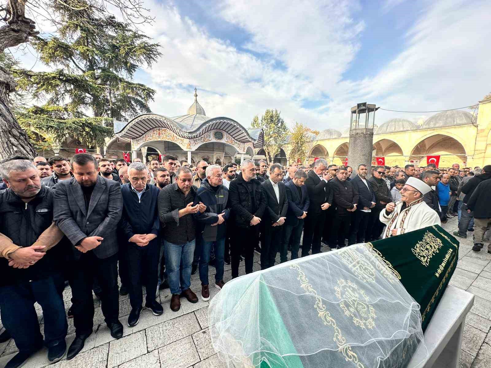 maganda kursunu genc kiz duvagiyla son yolculuguna ugurlandi 1