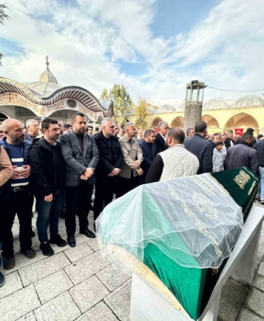 maganda-kursunu-genc-kiz-duvagiyla-son-yolculuguna-ugurlandi-c3zy7NXe.jpg