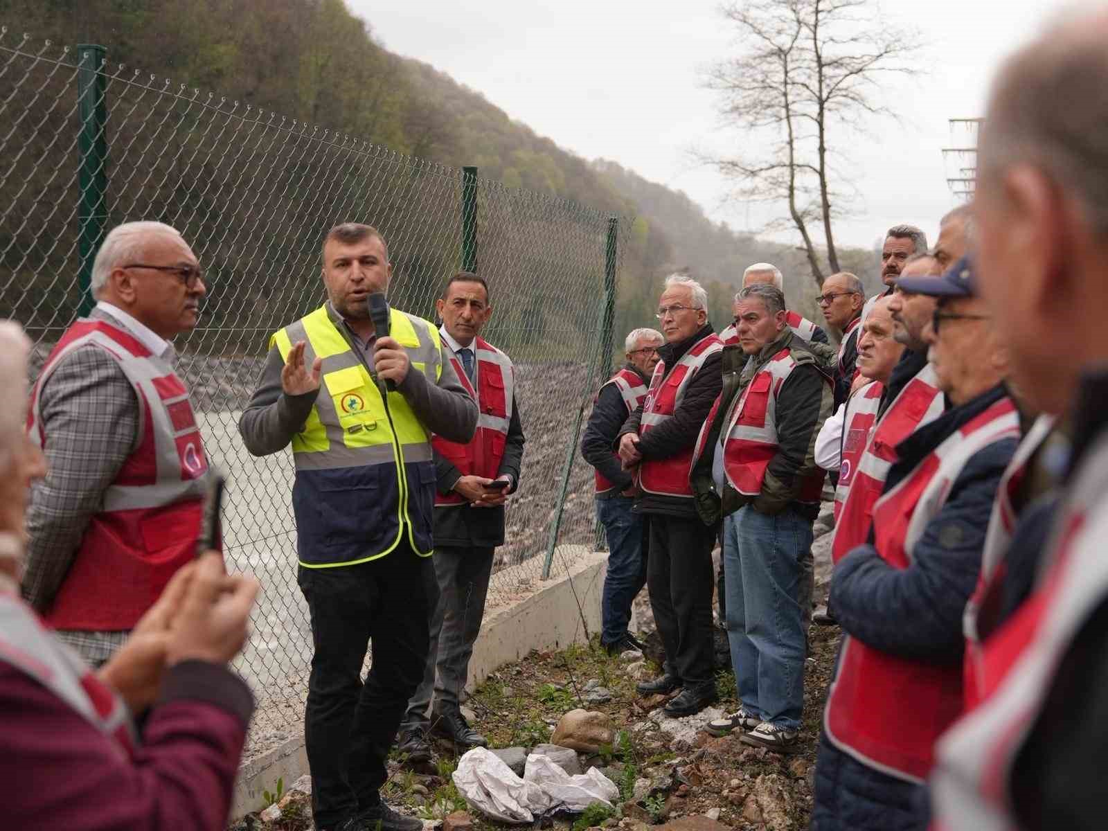 mahalle muhtarlari projeleri inceledi 2 2qUFJEke