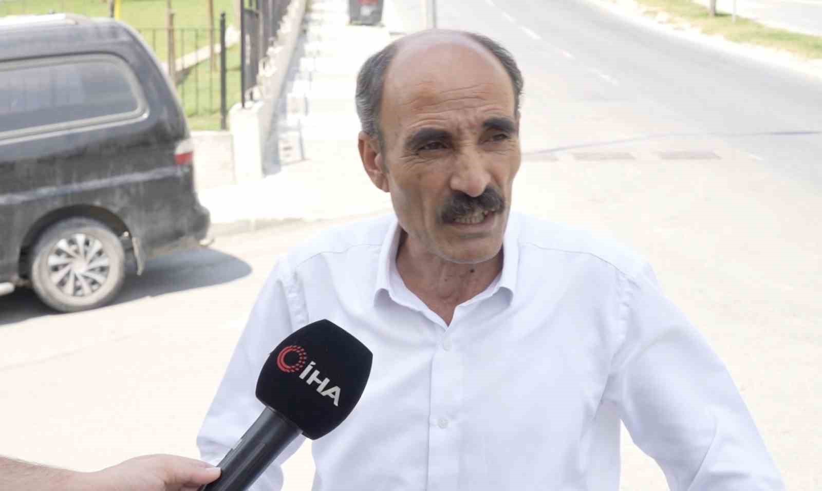 Mahalle sakinlerinden hafriyat kamyonu tepkisi: "Çocuklarımız tehlike altında" 7 mahalle sakinlerinden hafriyat kamyonu tepkisi cocuklarimiz tehlike altinda 3 AILW1sjE