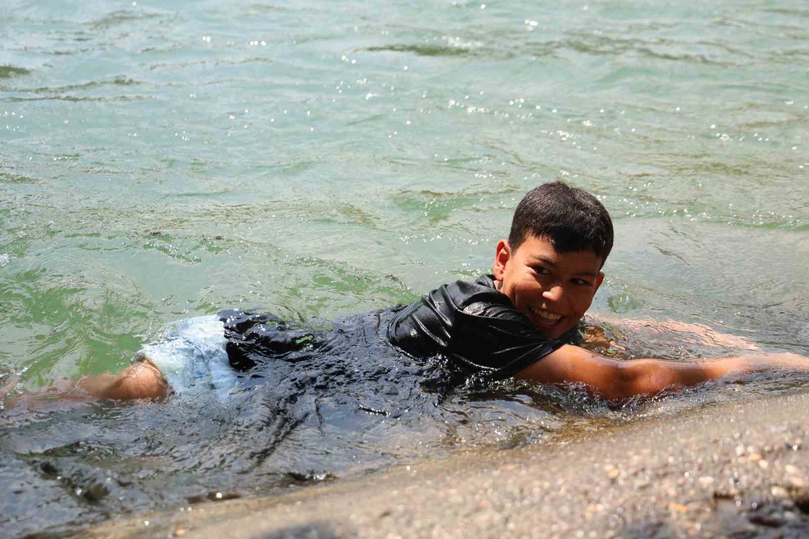 mahalleli bogulmalara karsi cankurtaran ekibi kurdu 2 s6tKnCPY
