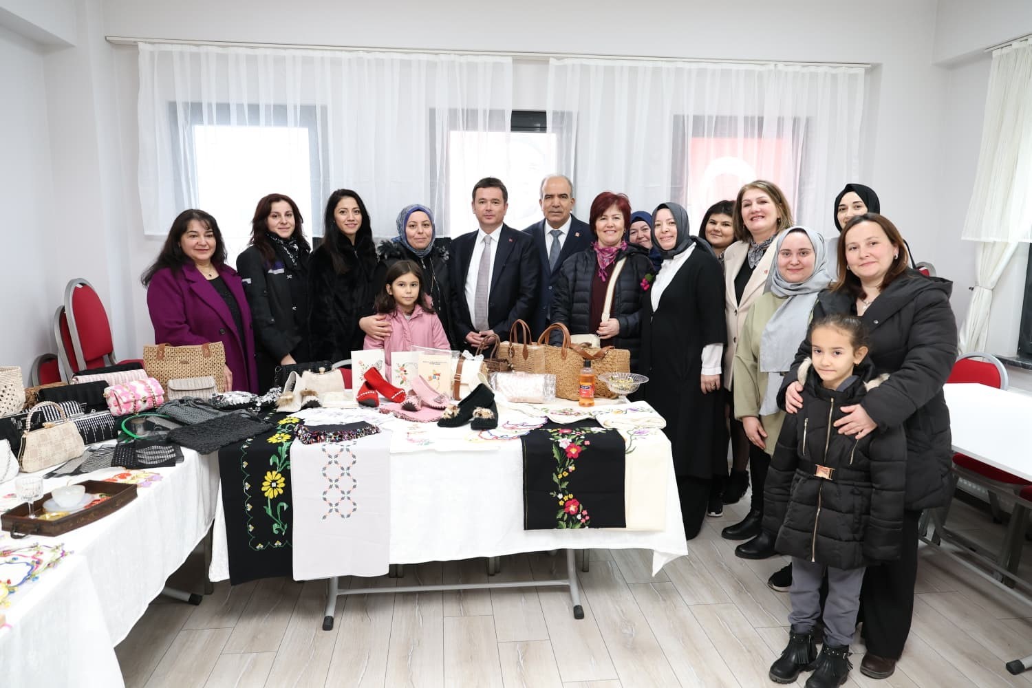 mahalleli talep etti baskan aydin hemen yerine getirdi 0 5DQrun7E