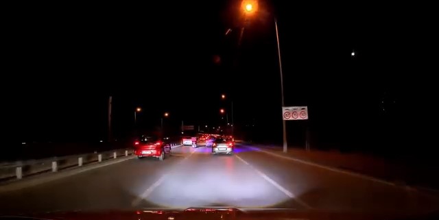 makas atarak trafigi tehlikeye dusuren arac kamerada 3 vzwqmfOI