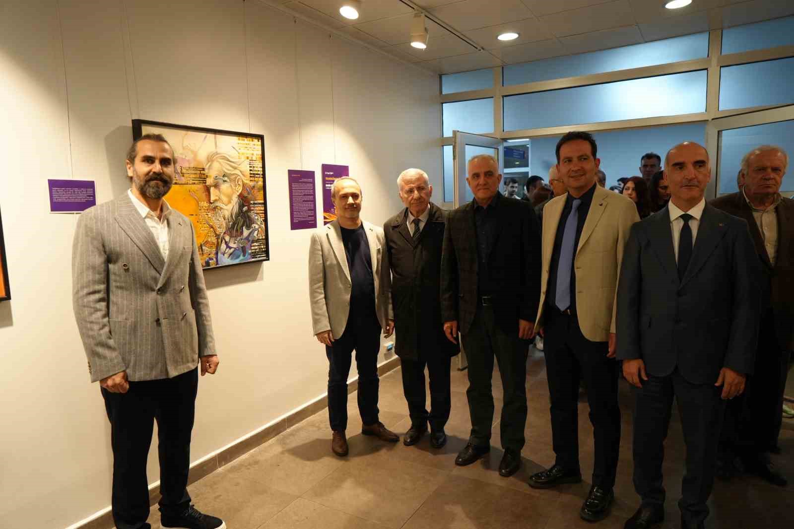 Makineleşen insan eleştirisi tuvale yansıdı: "Transhüman-izm" Samsun’da açıldı 10 makinelesen insan elestirisi tuvale yansidi transhuman izm samsunda acildi 6 KpurDXTH