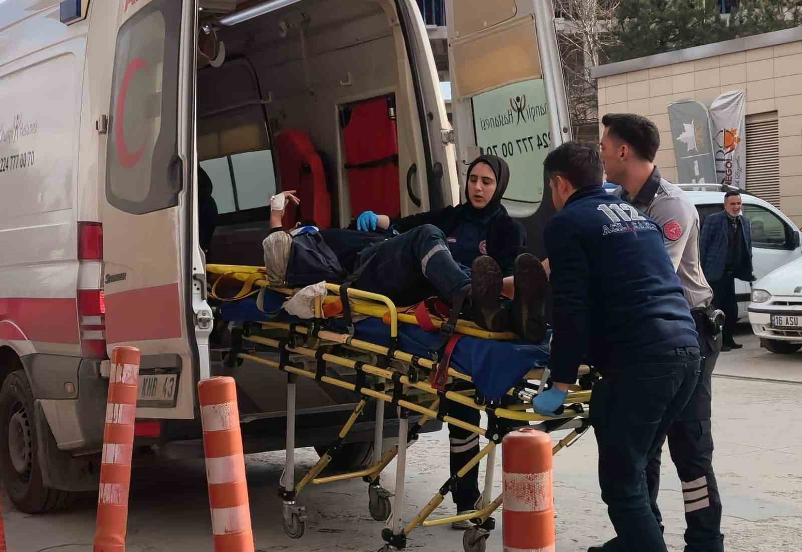 makineye sikisan isci agir yaralandi 0 mbQVdNfR