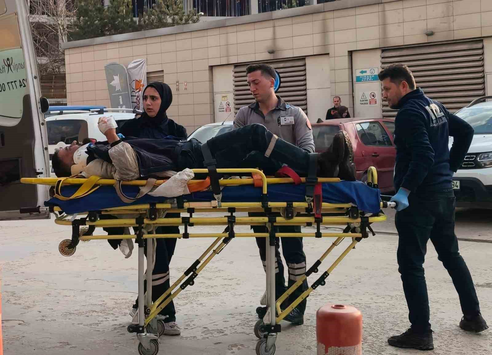 makineye sikisan isci agir yaralandi 1 PsZ3ChVK