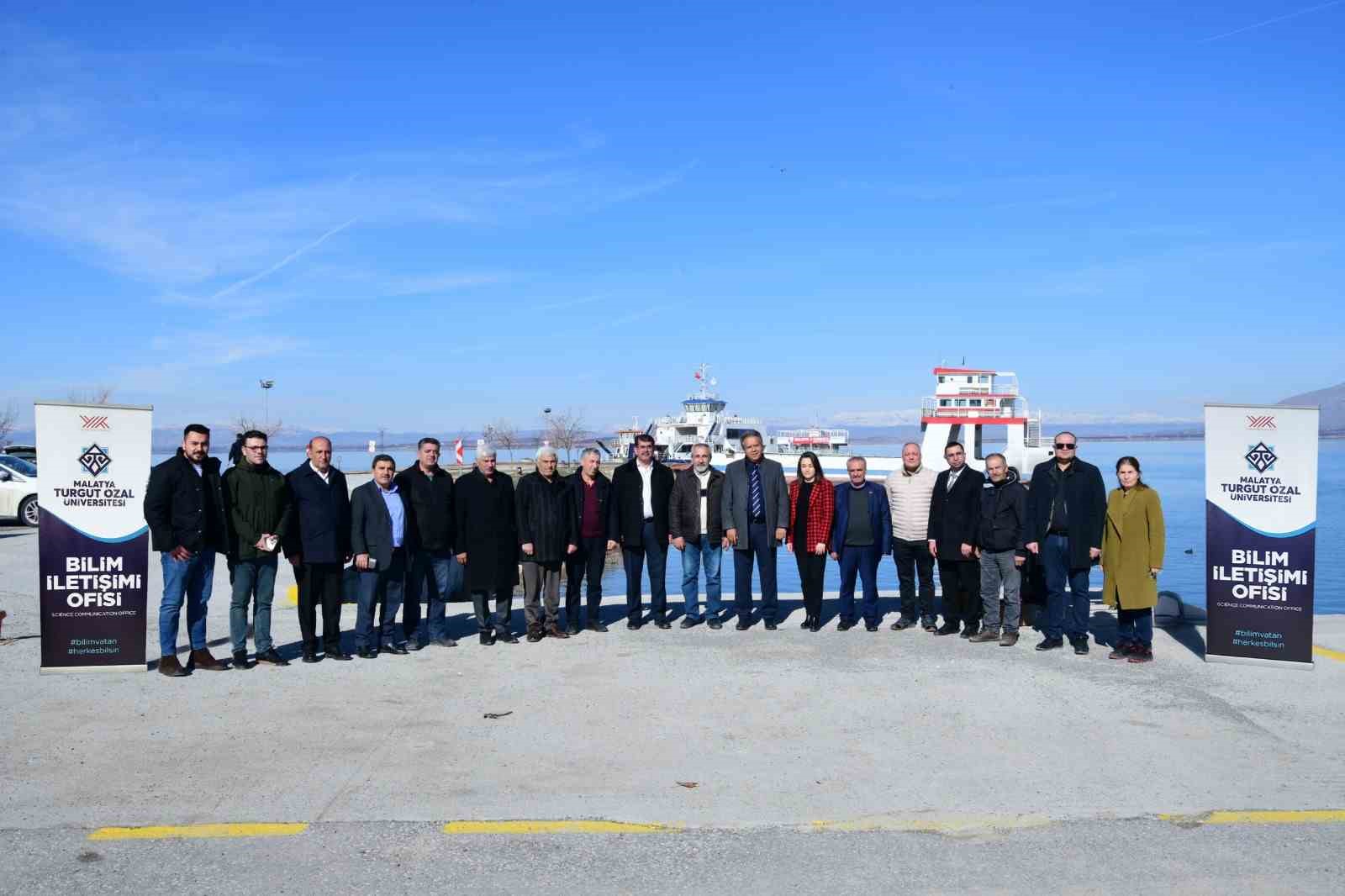 malatya atabey feribotunda bilim bulusmasi 0 TCqI6Xyv