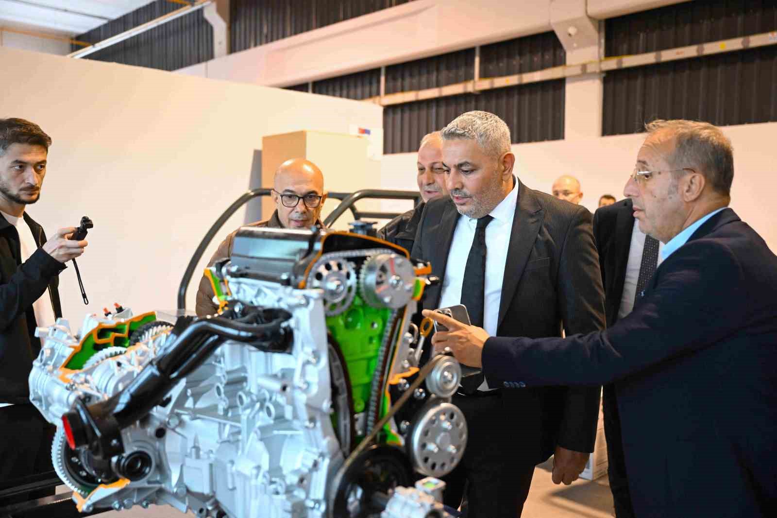 malatya tso heyetinden btsonun egitim teknoloji merkezlerine ziyaret 0 cCHnJMdO