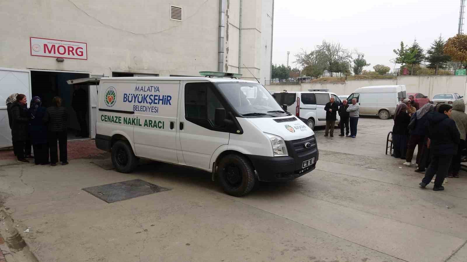 malatyada 12 yasindaki ogrenci sinifta kalp krizi gecirerek hayatini kaybetti 1 IkQFjtvG