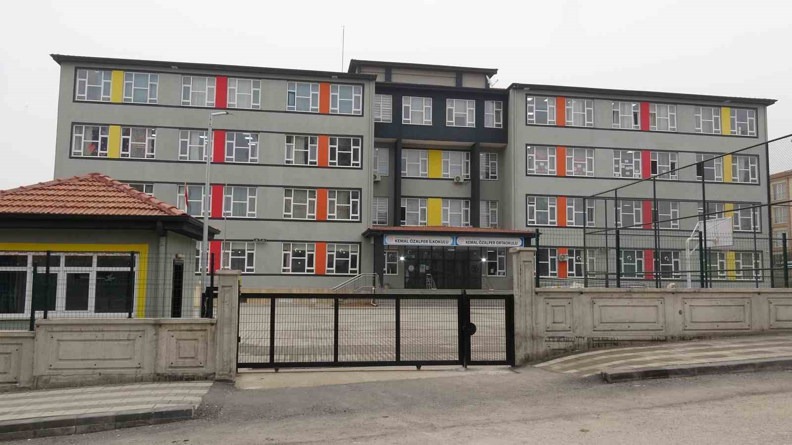 malatyada 12 yasindaki ogrenci sinifta kalp krizi gecirerek hayatini kaybetti 2 HqPMbiXS