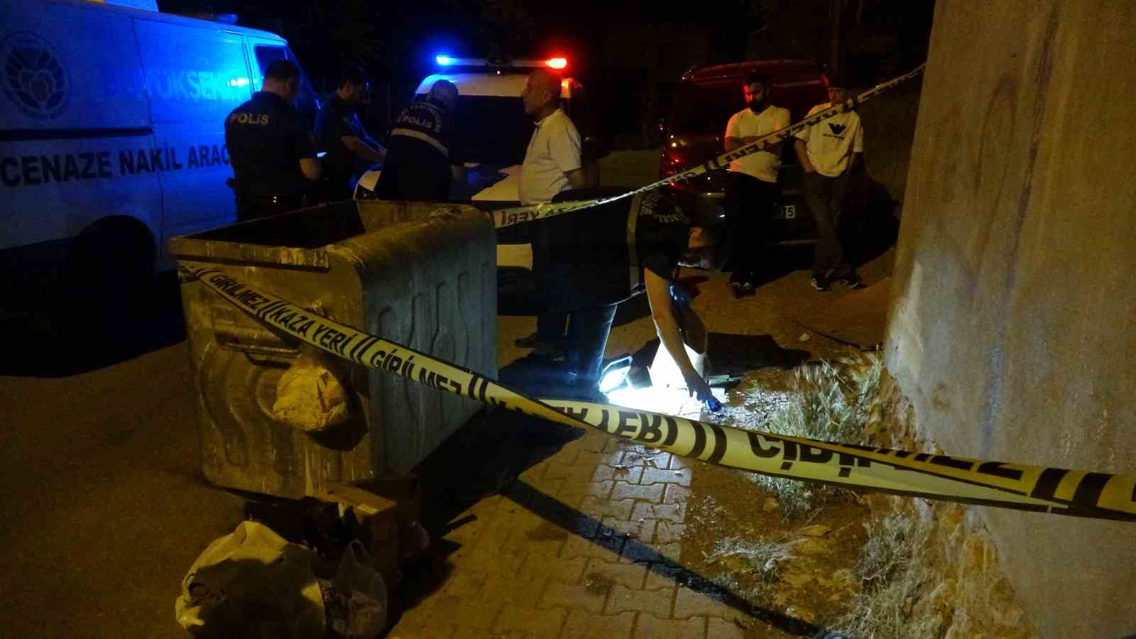 malatyada 57 yasindaki adam arkadasinin evinde olu bulundu 4 7JbXAWh2