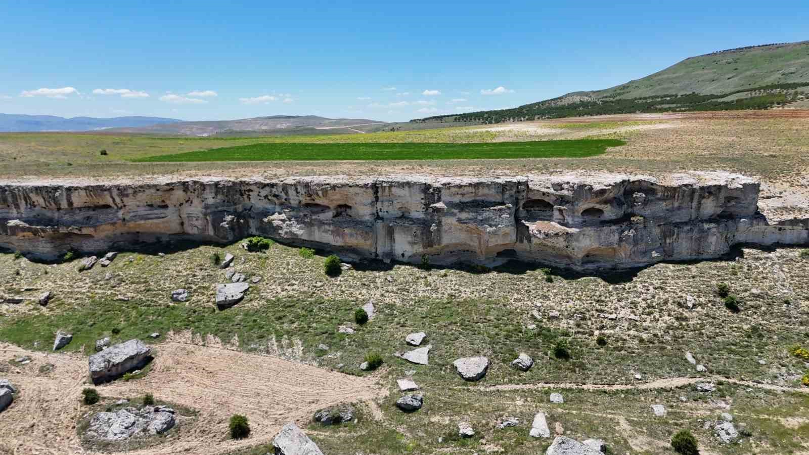 Malatya’da Anadolu’nun en eski resimli mağaralarından biri bulundu 10 malatyada anadolunun en eski resimli magaralarindan biri bulundu 6 tfIbbsmK