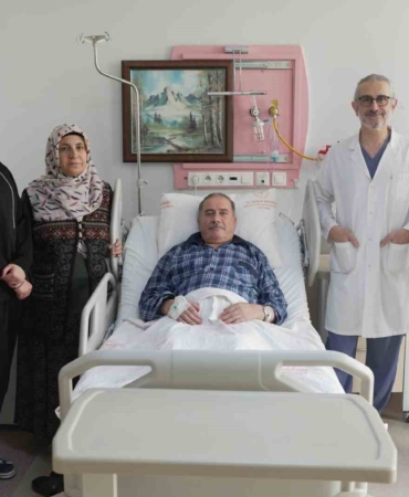 malatyada-aort-yirtigi-kapali-yontemle-onarildi-Yym92M2g.jpg