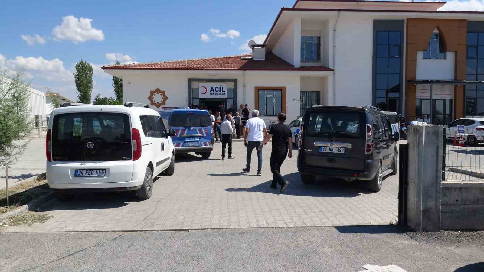 Malatya’da bahçesinde başından vurulmuş halde bulunan adam hayatını kaybetti 5 malatyada bahcesinde basindan vurulmus halde bulunan adam hayatini kaybetti 1 Xd8pc6Gb