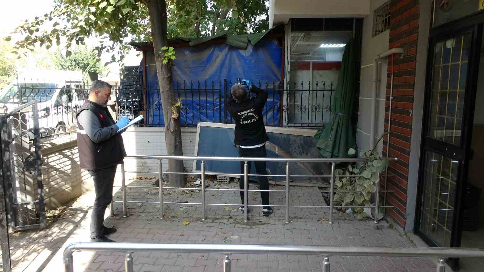 Malatya’da balkondan düşen genç kız ağır yaralandı 6 malatyada balkondan dusen genc kiz agir yaralandi 2 A513NH9y