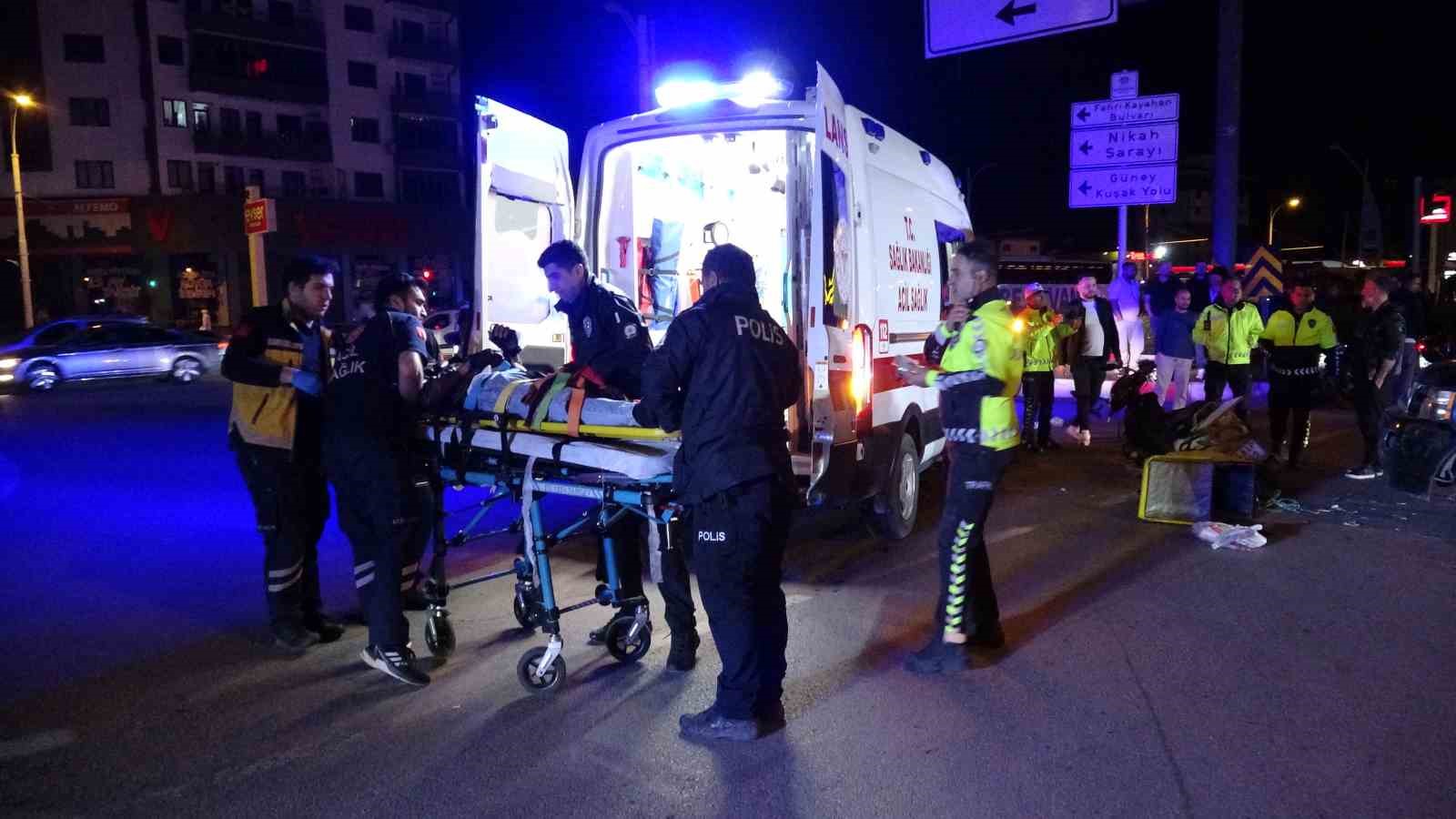 malatyada cip ile motosiklet carpisti motokurye yaralandi 0 P5A3Ohp3