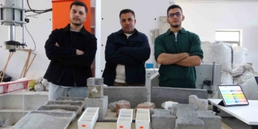 malatyada-deprem-enkazi-beton-yola-donustu-p1F1hqr1.jpg