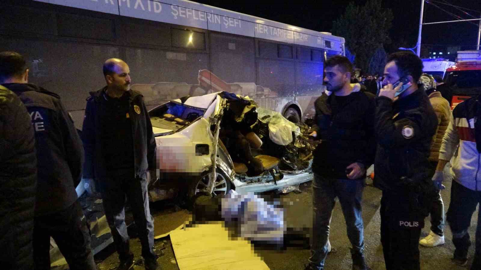 malatyada feci kaza 2 olu 3 yarali 2 OybnJin7