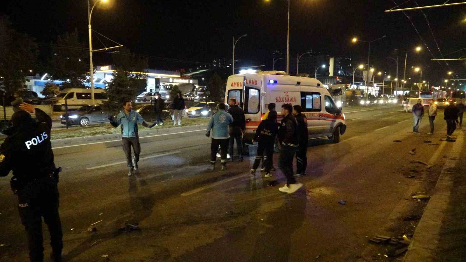 malatyada feci kaza 2 olu 3 yarali 4 gV691Q3F