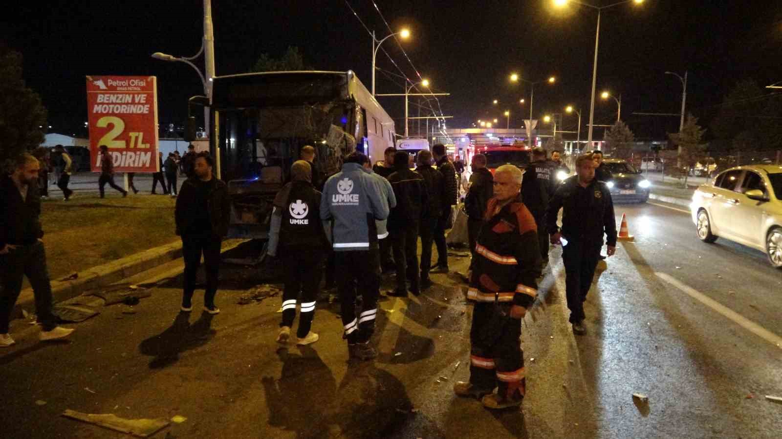malatyada feci kaza 2 olu 3 yarali 5